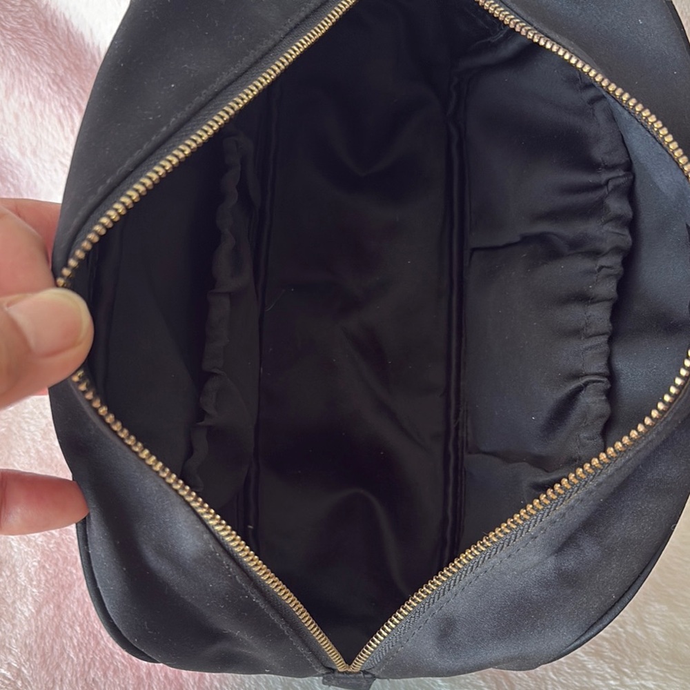 Prada Pink Cosmetic Bag with Structured Design - Picture 8 of 9